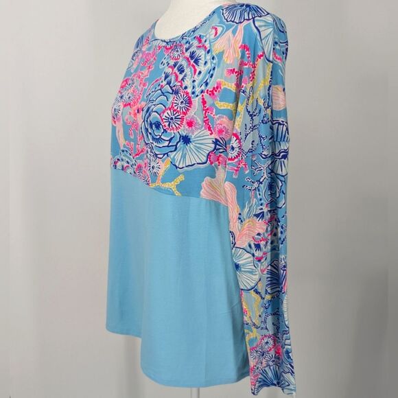 Lilly Pulitzer Blue Hot Pink Turtle Coral Long Sleeve Finn Shirt Blouse Medium - Picture 2 of 9